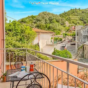 Apartment White 89, Terremarine, Monterosso al Mare
