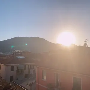 Homestay 98 House, La Spezia